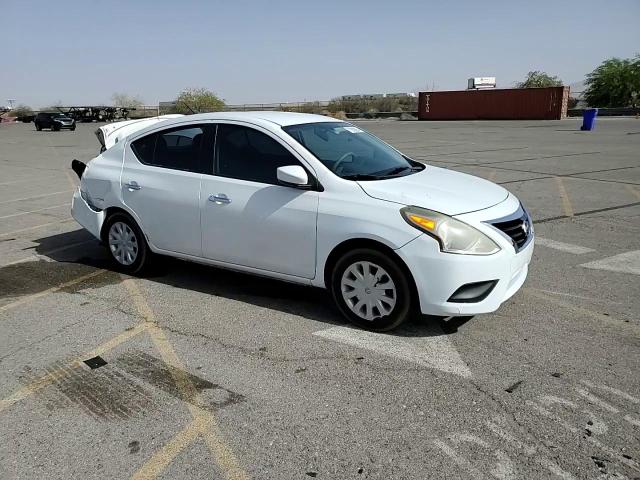 2016 Nissan Versa S VIN: 3N1CN7AP4GL880929 Lot: 71559254