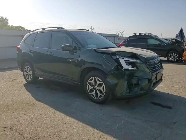 2023 Subaru Forester Premium VIN: JF2SKAEC6PH423352 Lot: 72389334