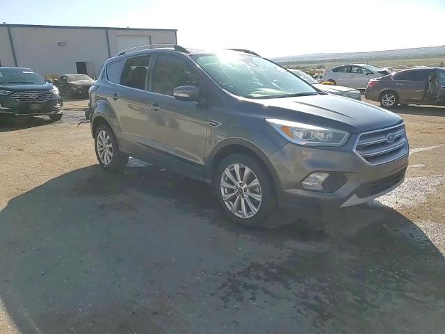 1FMCU9J94HUC79441 2017 Ford Escape Titanium