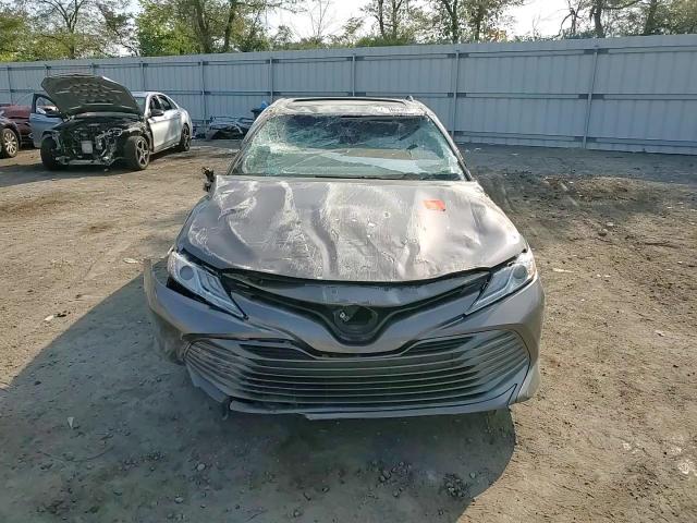 2020 Toyota Camry - Image 11