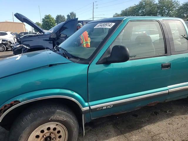 1994 Chevrolet S-10 Pickup - Image 11
