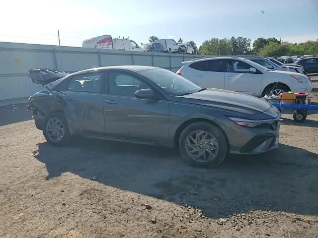 2024 Hyundai Elantra Sel VIN: KMHLM4DG7RU809884 Lot: 70101274