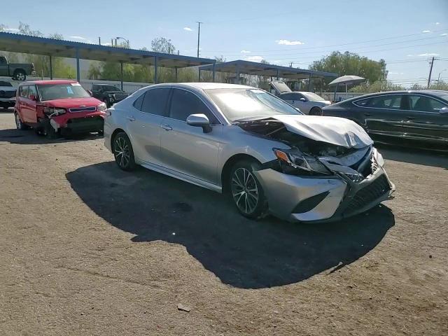 2020 Toyota Camry Se VIN: 4T1G11AK2LU975464 Lot: 70099414