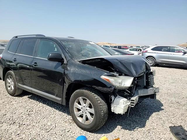 2013 Toyota Highlander Base VIN: 5TDBK3EH8DS216412 Lot: 70345774