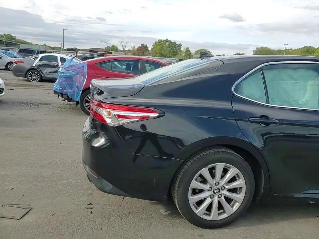 4T1B11HKXKU688355 2019 Toyota Camry L