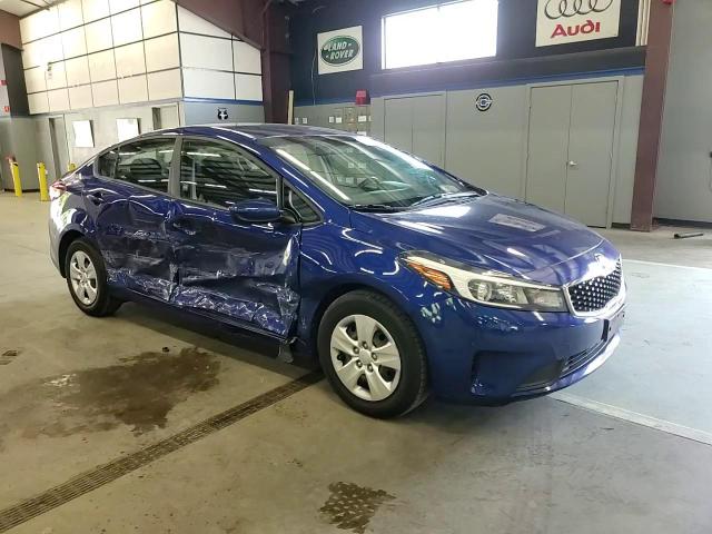 2017 Kia Forte Lx VIN: 3KPFK4A70HE027385 Lot: 71711374