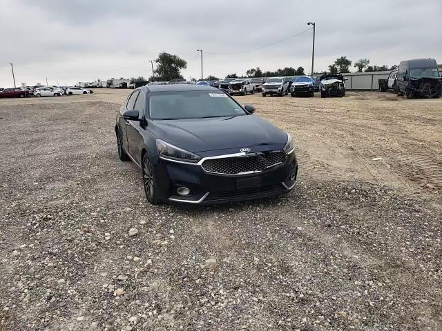 2017 Kia Cadenza Premium VIN: KNALB4J10H5073080 Lot: 69711644