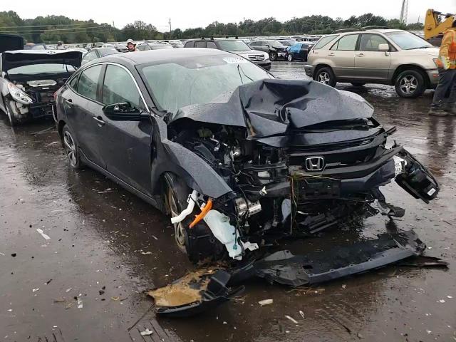 2HGFC2F63KH586864 2019 Honda Civic Lx