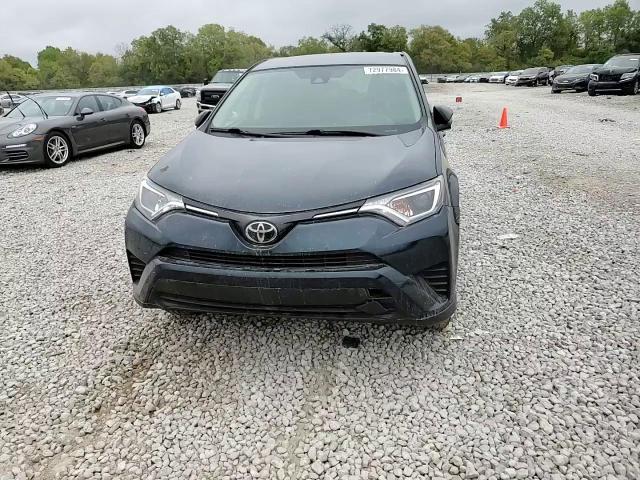 2018 Toyota Rav4 Le VIN: 2T3BFREV4JW786253 Lot: 72977984