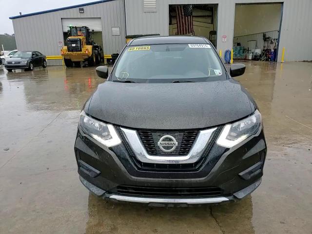 2017 Nissan Rogue - Image 12