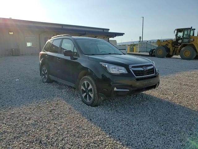 2017 Subaru Forester 2.5I Premium VIN: JF2SJAEC6HH801335 Lot: 70669784