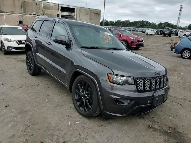 2018 Jeep Grand Cherokee Laredo VIN: 1C4RJFAG5JC421618 Lot: 71821904