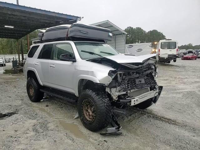 2022 Toyota 4Runner Sr5/Sr5 Premium VIN: JTEPU5JR7N6004334 Lot: 72922934