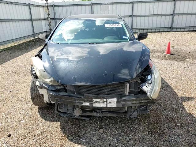 5NPDH4AE2BH002219 2011 Hyundai Elantra Gls