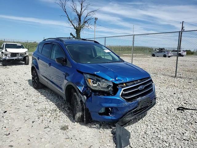 2017 Ford Escape Se VIN: 1FMCU0G91HUB92566 Lot: 69700424