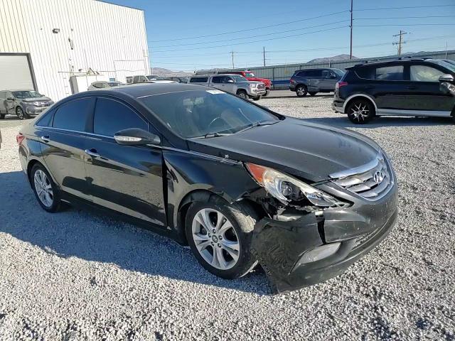 5NPEC4AC4BH004605 2011 Hyundai Sonata Se