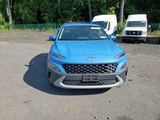 2022 Hyundai Kona Sel VIN: KM8K3CAB4NU880925 Lot: 70439234