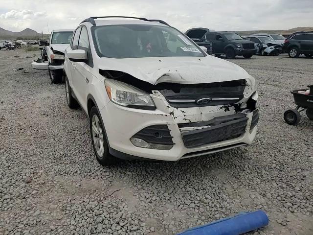 1FMCU9G98GUC12573 2016 Ford Escape Se