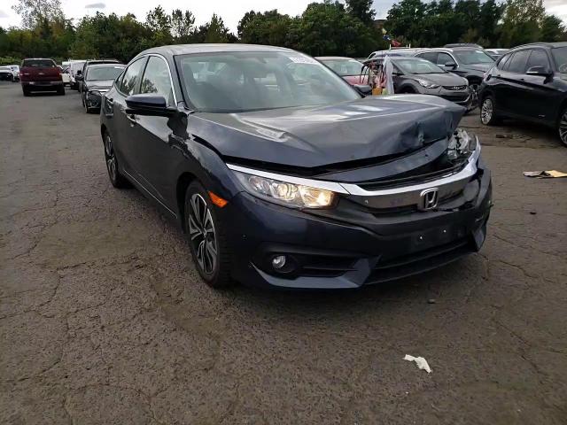 JHMFC1F74JX042061 2018 Honda Civic Exl