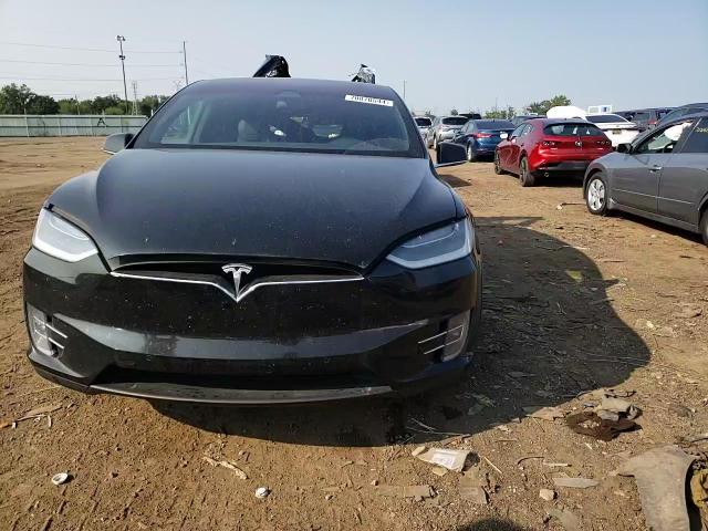 5YJXCDE24JF088805 2018 Tesla Model X