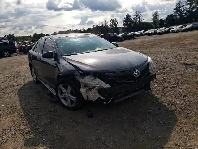 2012 Toyota Camry - Image 11