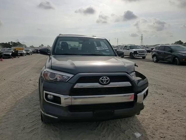 2019 Toyota 4Runner Sr5 VIN: JTEZU5JR4K5200242 Lot: 72537874