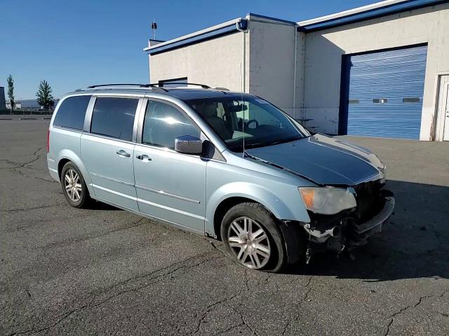 2A8HR64XX8R713226 2008 Chrysler Town & Country Limited