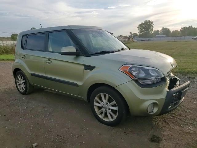 KNDJT2A68C7381182 2012 Kia Soul +