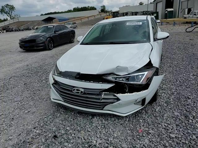 2020 Hyundai Elantra Se VIN: 5NPD74LFXLH615490 Lot: 69989284