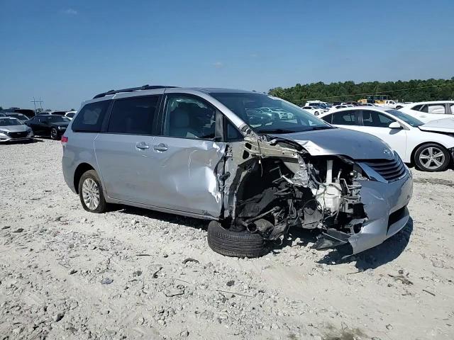 2014 Toyota Sienna Xle VIN: 5TDYK3DC7ES456987 Lot: 72581174