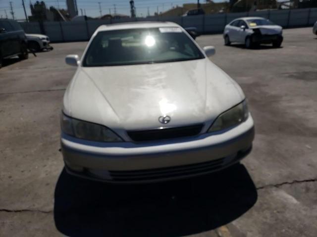 1997 Lexus Es 300 VIN: JT8BF22G0V5003146 Lot: 70276844