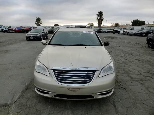 2013 Chrysler 200 Touring VIN: 1C3CCBBG9DN659024 Lot: 73047194