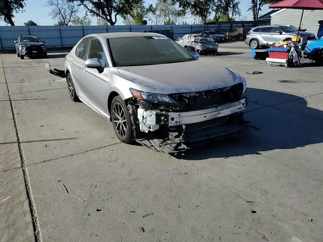 4T1G11AK7MU517971 2021 Toyota Camry Se