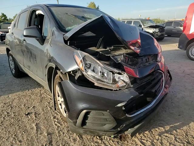 2018 Chevrolet Trax Ls VIN: 3GNCJKSB4JL210908 Lot: 71865474