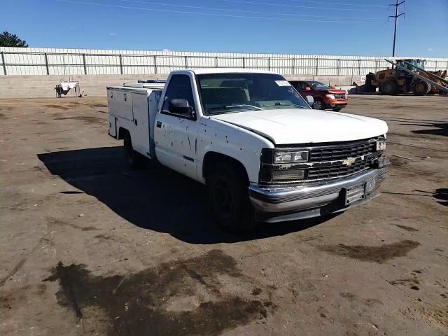 1989 Chevrolet Gmt-400 C2500 VIN: 1GCFC24H9KE228646 Lot: 72091604