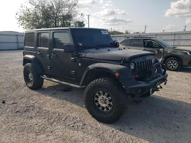 2013 Jeep Wrangler Unlimited Sport VIN: 1C4BJWDG6DL632764 Lot: 71663814