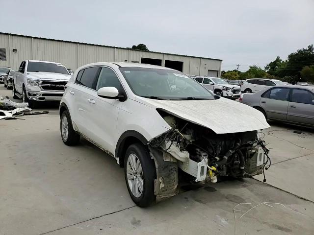 KNDPM3ACXJ7321663 2018 Kia Sportage Lx