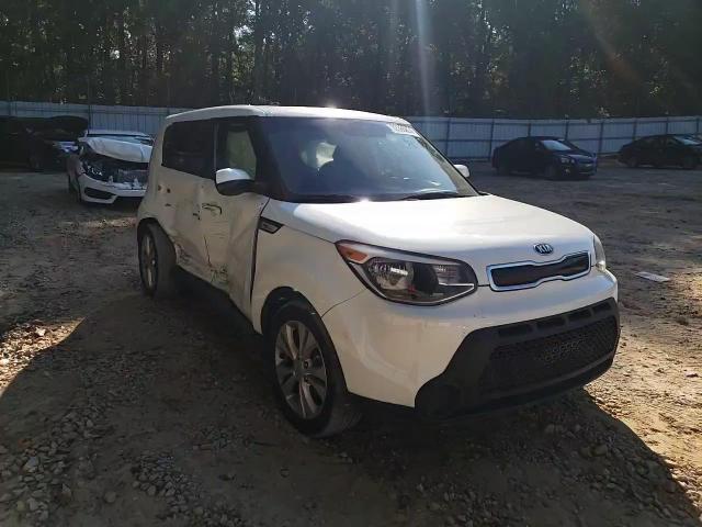 2015 Kia Soul + VIN: KNDJP3A58F7141491 Lot: 72385874