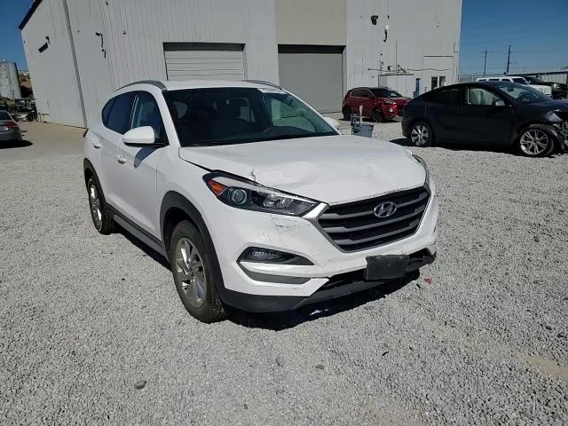 KM8J3CA40JU671933 2018 Hyundai Tucson Sel