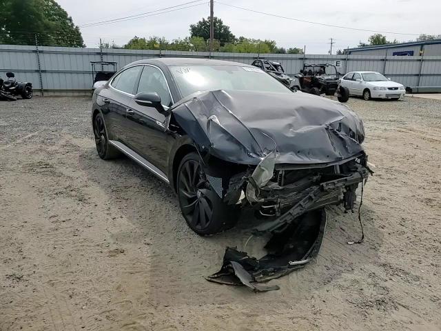 WVWFR7AN0KE029300 2019 Volkswagen Arteon Se