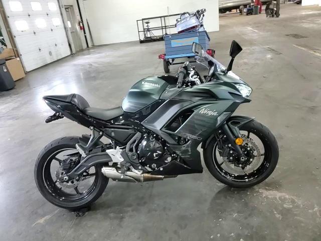 2025 Kawasaki Ex650 P VIN: ML5EXEP15SDAG1992 Lot: 70984815