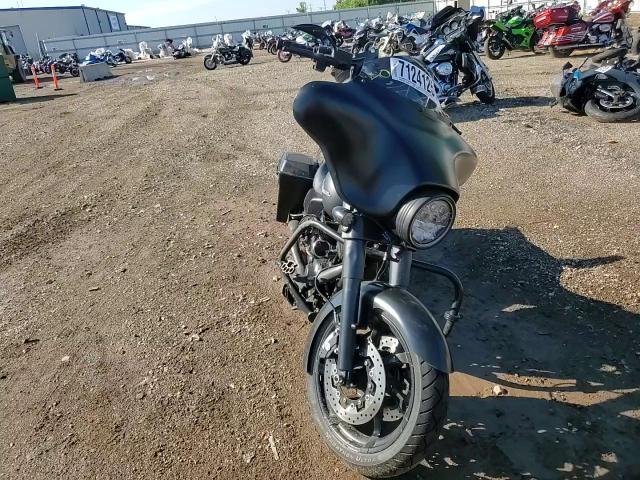 2011 Harley-Davidson Flhx VIN: 1HD1KB413BB673657 Lot: 71241255