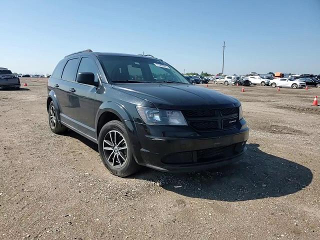 2018 Dodge Journey Se VIN: 3C4PDCAB1JT152331 Lot: 71960535