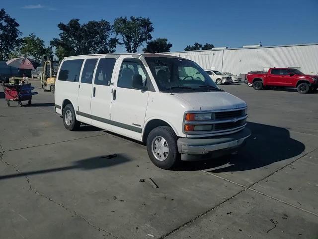 1998 Chevrolet Express G1500 VIN: 1GNFG15R6W1060684 Lot: 71774515