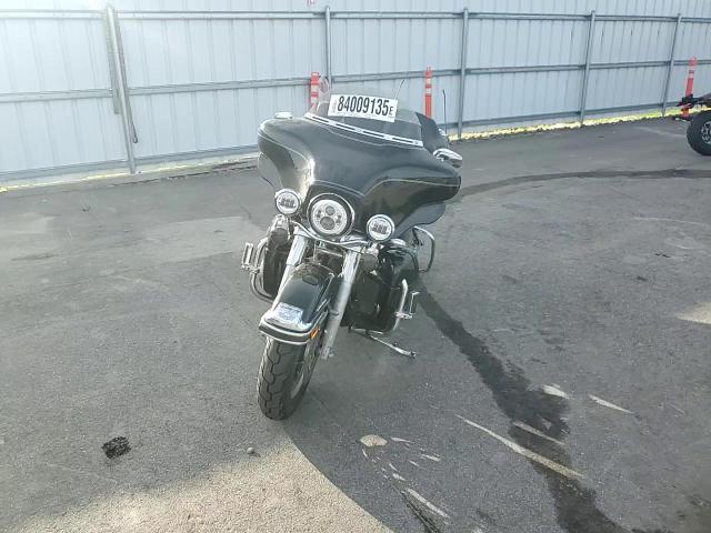 2008 Harley-Davidson Flhtcui VIN: 1HD1FC41X8Y661442 Lot: 84009135