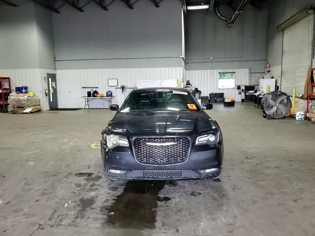 2016 Chrysler 300 S VIN: 2C3CCAGG2GH220537 Lot: 84039735
