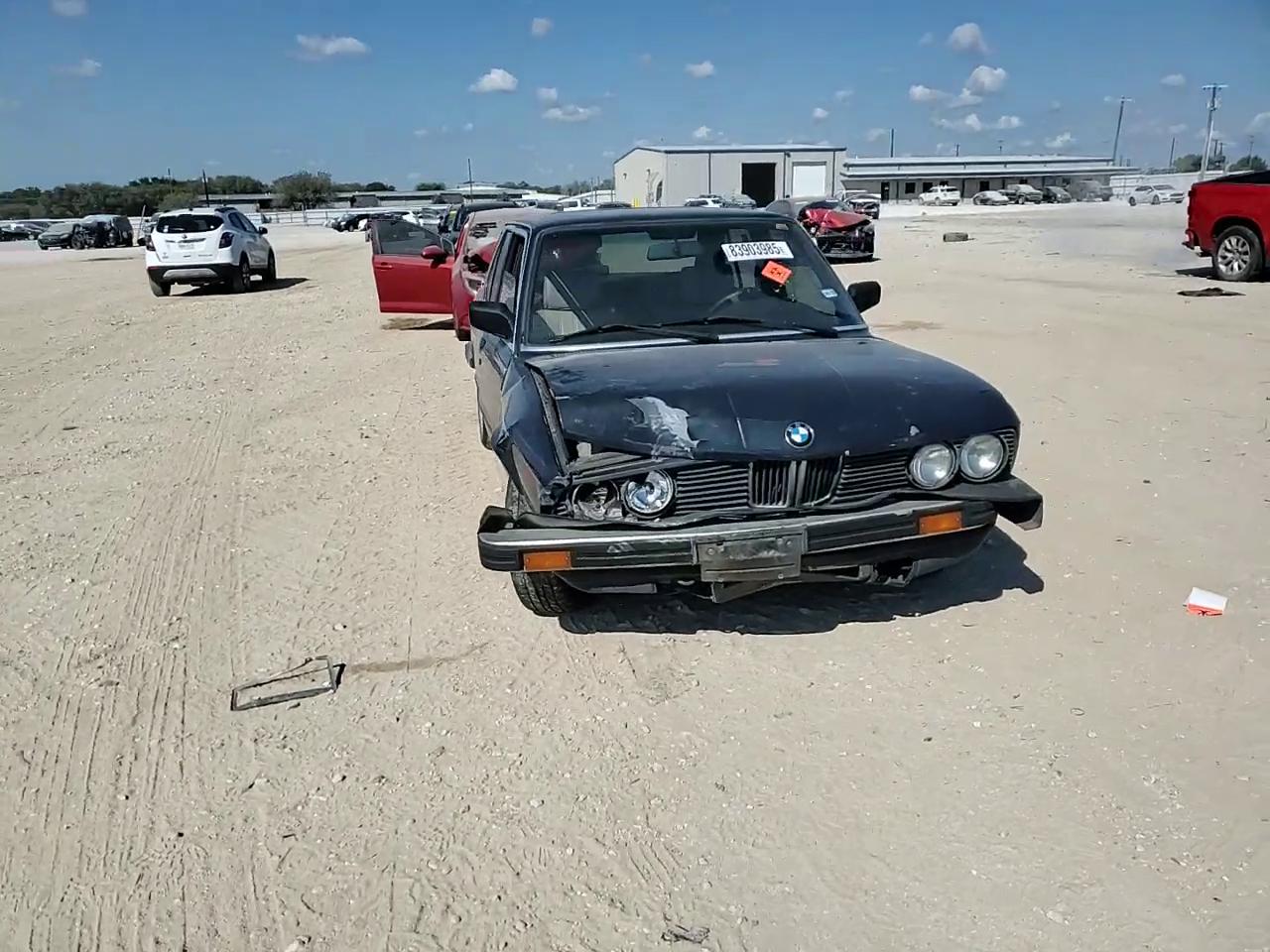 Фото: WBADK8300G9703381