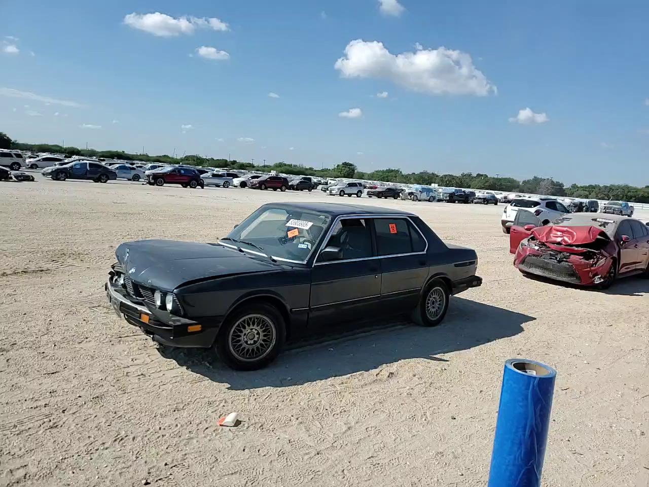 Фото: WBADK8300G9703381