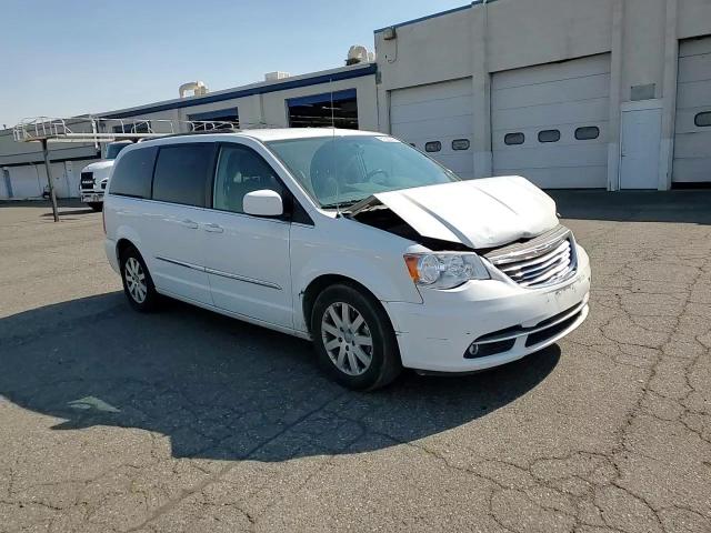 2015 Chrysler Town & Country Touring VIN: 2C4RC1BGXFR717714 Lot: 81633845