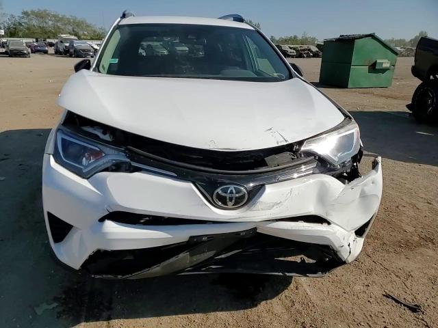 2017 Toyota Rav4 Le VIN: 2T3ZFREV1HW372808 Lot: 84018395